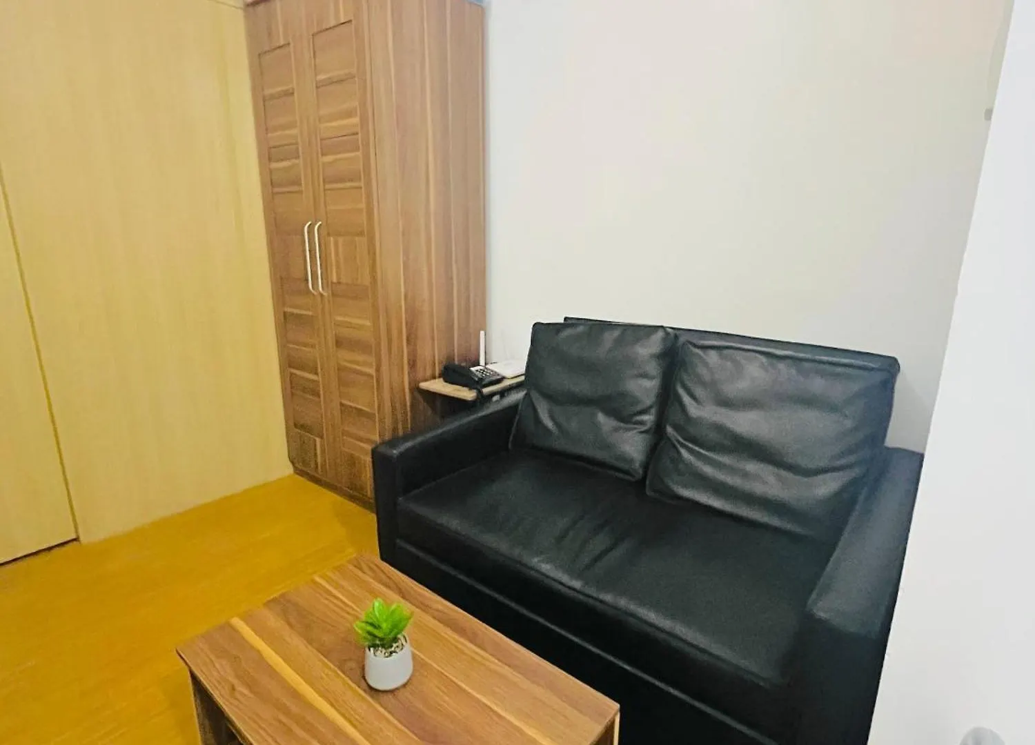 Serene Space W/ Wifi At Grace Res Manila Apartment