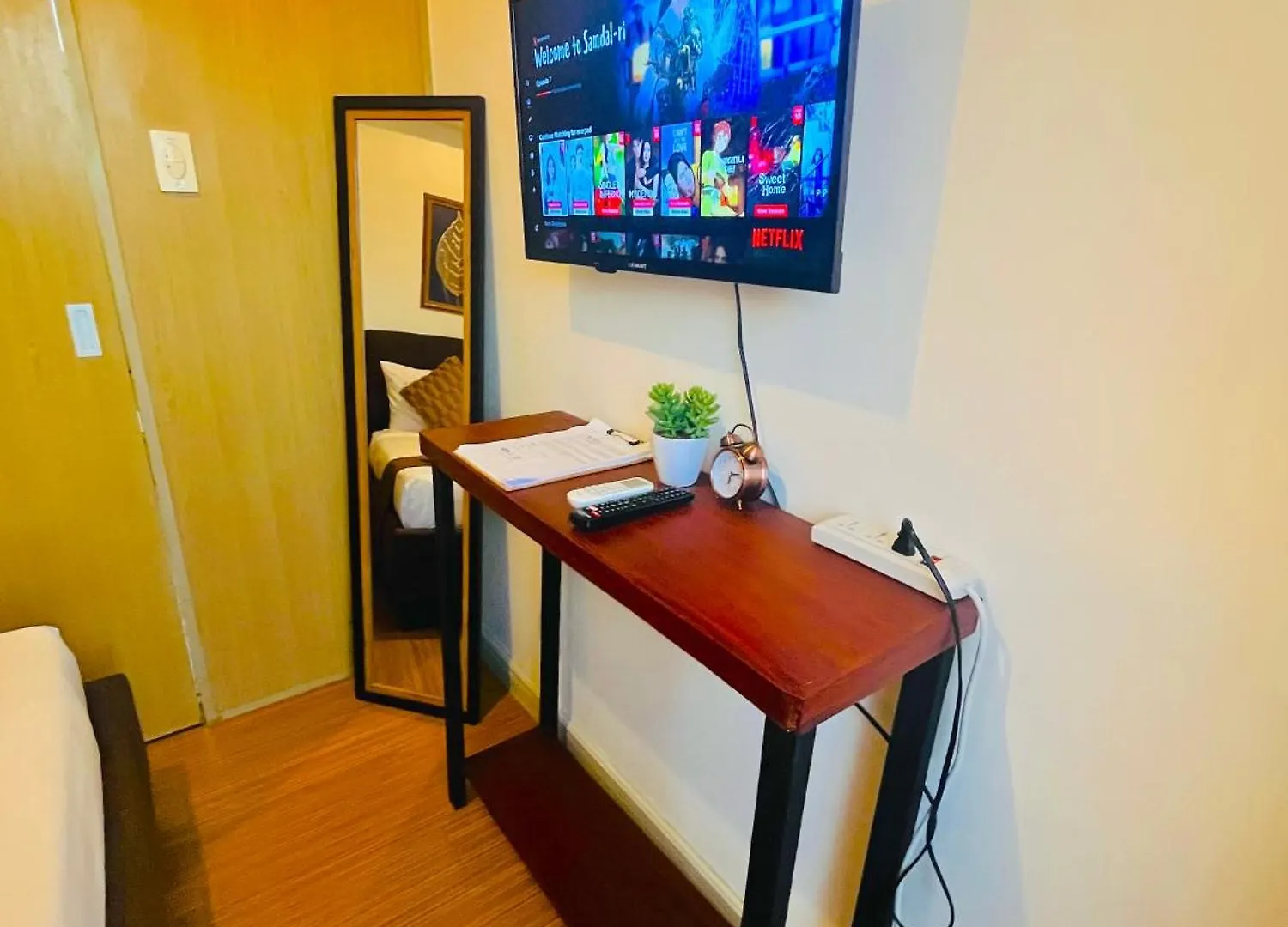 Serene Space W/ Wifi At Grace Res Manila