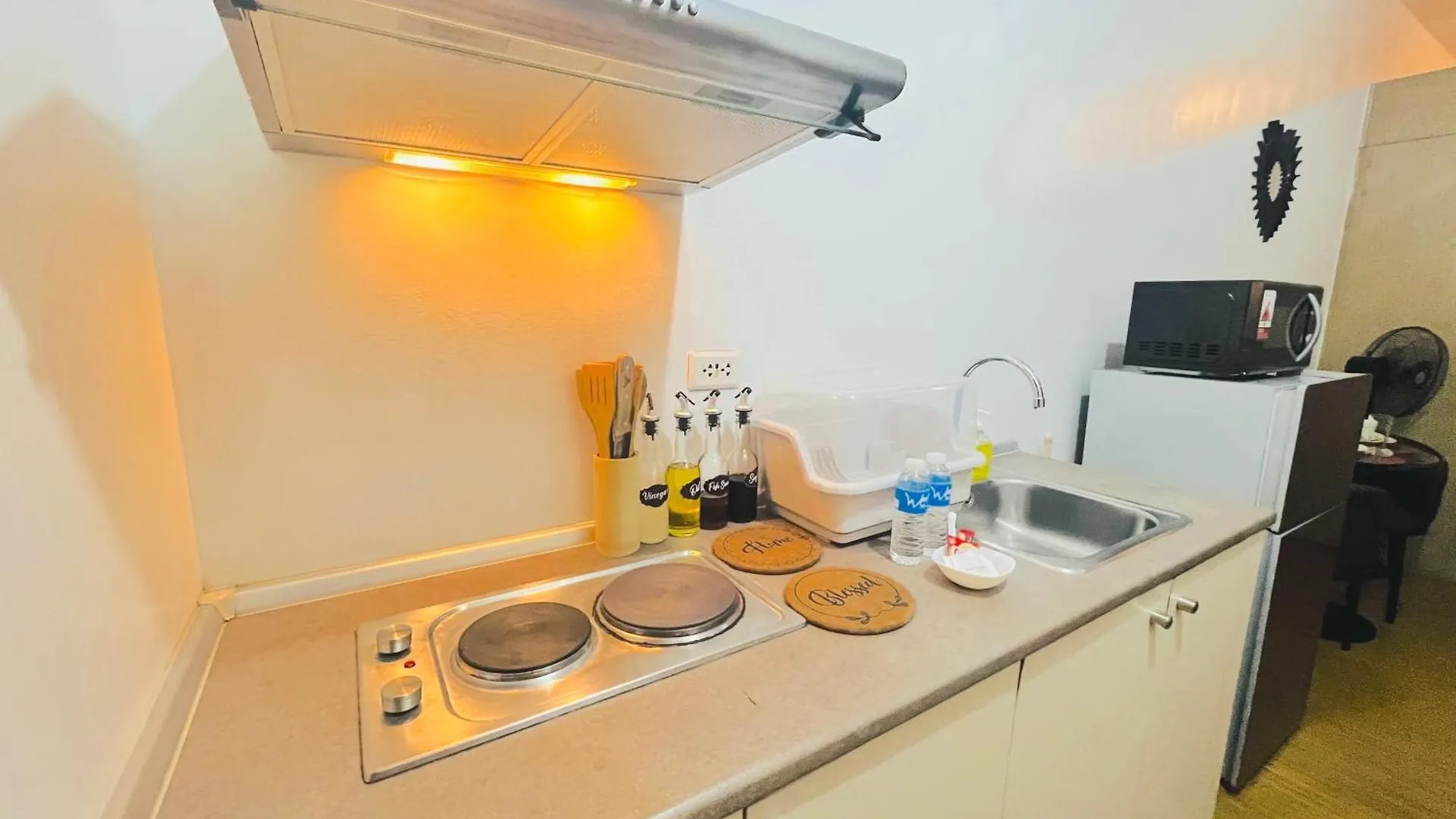 Apartment Serene Space W/ Wifi At Grace Res Manila