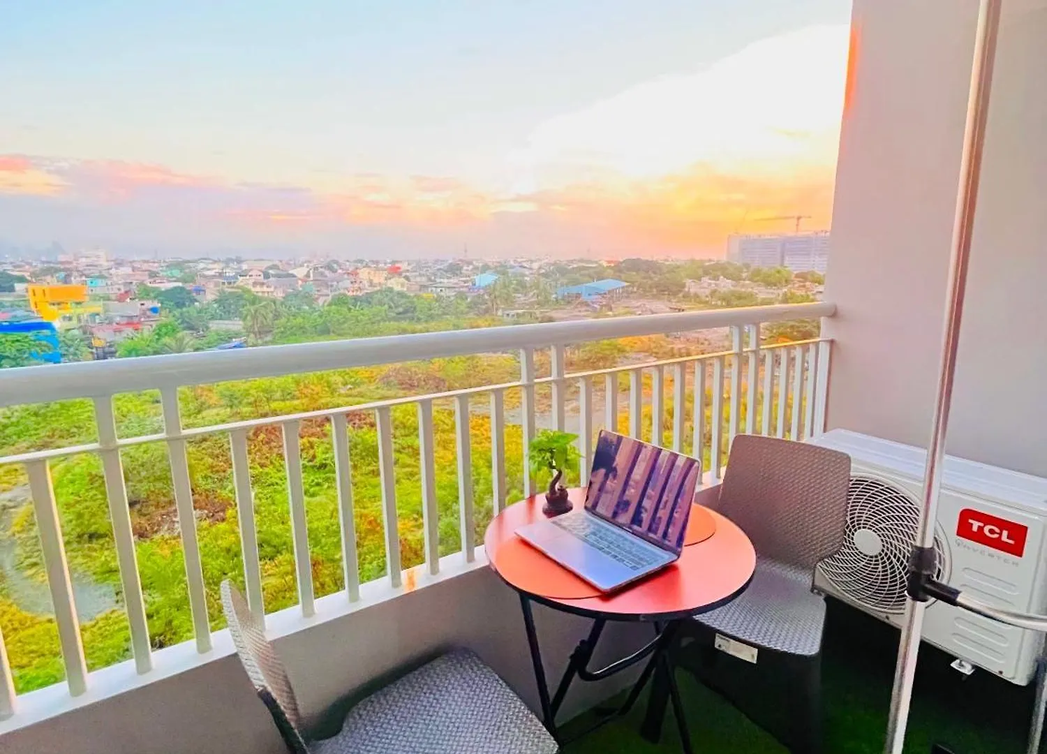 Serene Space W/ Wifi At Grace Res Manila Apartment